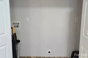 2410 Summit Ave, Kannapolis, NC 28081 - Photo 12