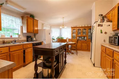 98 Cardinal Lane, Burnsville, NC 28714 - Photo 10