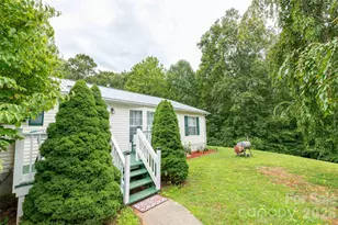 98 Cardinal Ln, Burnsville, NC 28714 - Photo 1