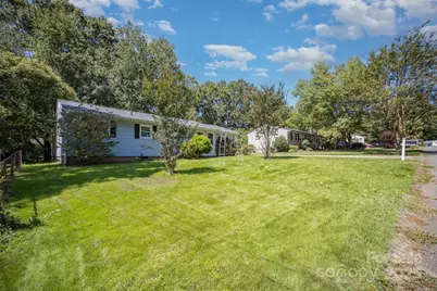 904 Timberlane Drive, Mount Holly, NC 28120 - Photo 2