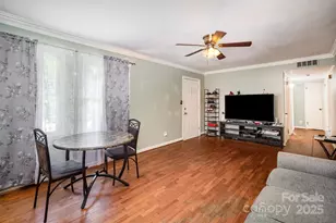 904 Timberlane Dr, Mount Holly, NC 28120 - Photo 6