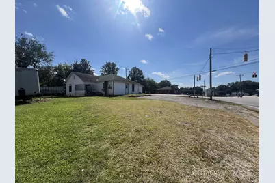 2748 US 70 Highway E, Valdese, NC 28655 - Photo 2