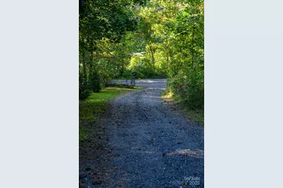 2340 Twin Poplars Lane, Lenoir, NC 28645 - Photo 12