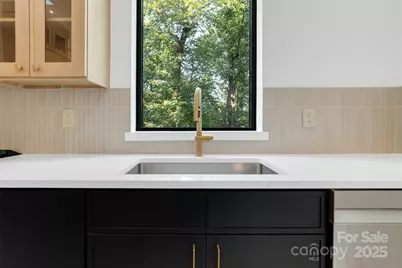 508 Hearthstone Way, Horse Shoe, NC 28742 - Photo 16