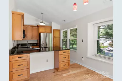 110 Cimarron Drive, Asheville, NC 28803 - Photo 8