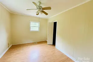 126 Penguin Ln, Statesville, NC 28625 - Photo 8