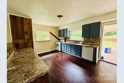 126 Penguin Lane, Statesville, NC 28625 - Photo 4