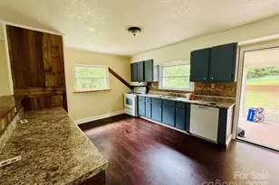 126 Penguin Ln, Statesville, NC 28625 - Photo 4