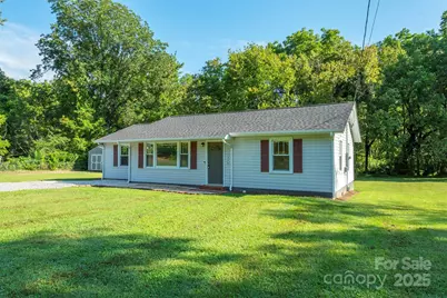2305 Rutherford Road, Marion, NC 28752 - Photo 2
