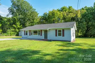 2305 Rutherford Rd, Marion, NC 28752 - Photo 2