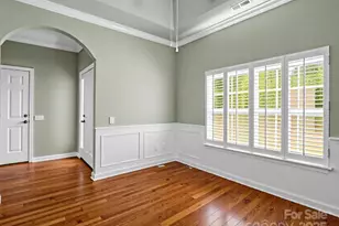 89 Victoria Park Dr, Hendersonville, NC 28792 - Photo 6