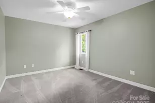 89 Victoria Park Dr, Hendersonville, NC 28792 - Photo 32