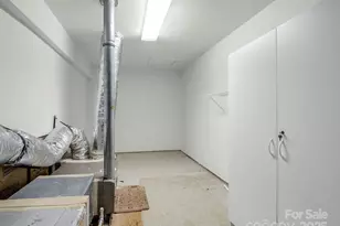 89 Victoria Park Dr, Hendersonville, NC 28792 - Photo 34