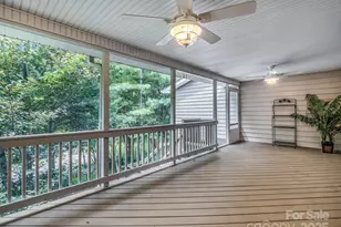 89 Victoria Park Dr, Hendersonville, NC 28792 - Photo 36