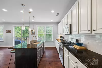 15338 Oleander Drive, Charlotte, NC 28278 - Photo 14