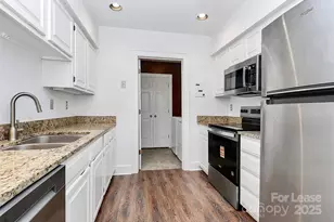 2220 Roswell Ave, Charlotte, NC 28207 - Photo 18