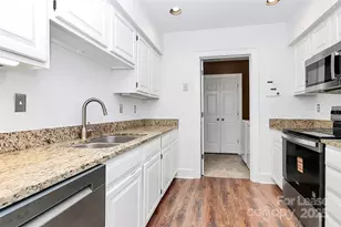 2220 Roswell Ave, Charlotte, NC 28207 - Photo 20