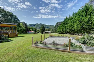 450 Berry Wills Rd, Hot Springs, NC 28743 - Photo 6