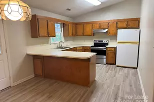 578 Wren Rd, Gastonia, NC 28056 - Photo 4