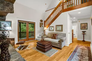 142 Winterview Trail, Hendersonville, NC 28739 - Photo 4