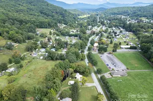 1808 Allens Creek Rd, Waynesville, NC 28786 - Photo 24