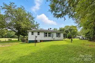 9924 Garrison Rd, Charlotte, NC 28278 - Photo 2