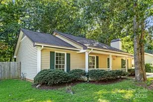 208 Southwood Ct, Fletcher, NC 28732 - Photo 2