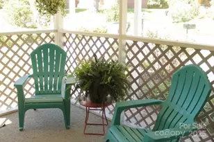 848 Meadowood Dr NE, Lenoir, NC 28645 - Photo 4