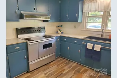 848 Meadowood Drive NE, Lenoir, NC 28645 - Photo 26