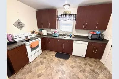 114 Yates Street, Dallas, NC 28034 - Photo 24