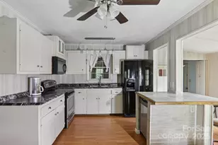 190 Turkey Creek Rd, Clyde, NC 28721 - Photo 24