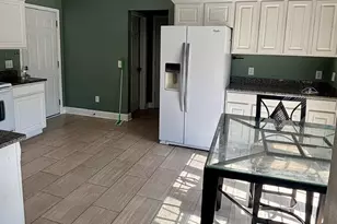 2018 Southwind Dr, Charlotte, NC 28216 - Photo 10