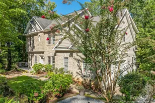 113 Ballantree Dr, Asheville, NC 28803 - Photo 2