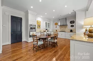 168 Cherokee Rd, Charlotte, NC 28207 - Photo 14