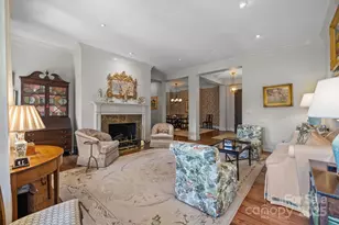 168 Cherokee Rd, Charlotte, NC 28207 - Photo 10