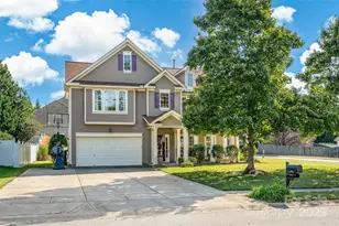 210 Golden Valley Dr, Mooresville, NC 28115 - Photo 2