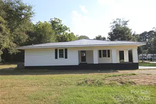 1205 Camden Rd, Wadesboro, NC 28170 - Photo 6