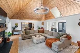 214 Ridgeway Dr, Taylorsville, NC 28681 - Photo 2