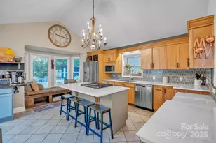 214 Ridgeway Dr, Taylorsville, NC 28681 - Photo 10