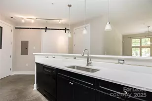 1101 W 1st St, Charlotte, NC 28202 - Photo 6