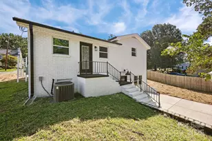 321 W 14th St, Salisbury, NC 28144 - Photo 30