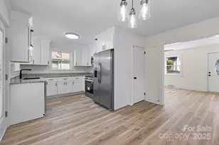 321 W 14th St, Salisbury, NC 28144 - Photo 4