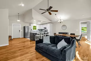 220 Jones Ct, Lake Lure, NC 28746 - Photo 8