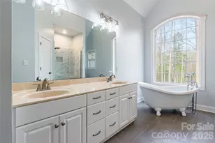 321 Forbes Ct, Clover, SC 29710 - Photo 14