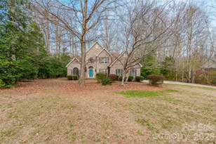 321 Forbes Ct, Clover, SC 29710 - Photo 2