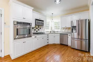 321 Forbes Ct, Clover, SC 29710 - Photo 8