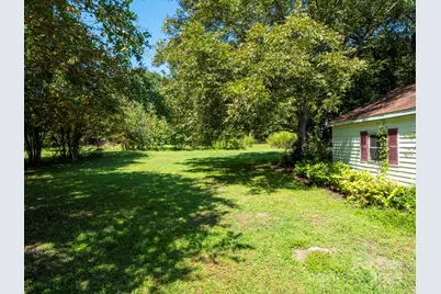 1601 N Main Street, Mount Holly, NC 28120 - Photo 4