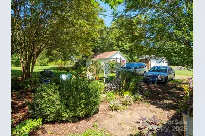 1601 N Main Street, Mount Holly, NC 28120 - Photo 8