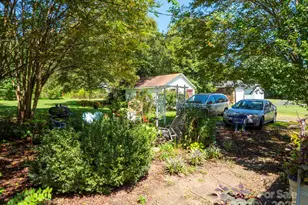 1601 N Main St, Mount Holly, NC 28120 - Photo 8