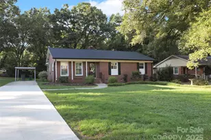 1100 Nancy Dr, Charlotte, NC 28211 - Photo 2